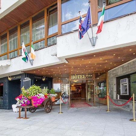 Hotel Relais Des Alpes Oulx Exteriér fotografie
