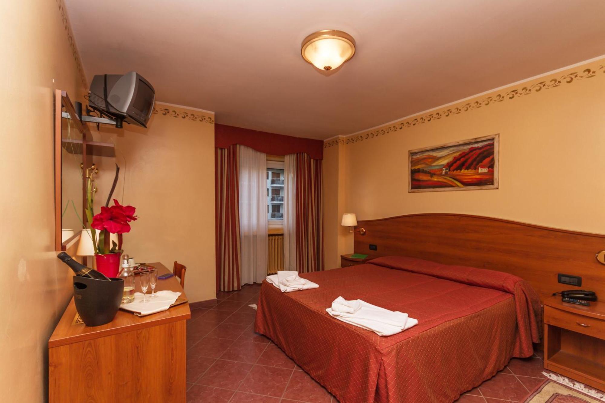 Hotel Relais Des Alpes Oulx Pokoj fotografie
