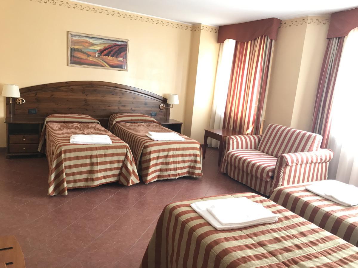 Hotel Relais Des Alpes Oulx Exteriér fotografie